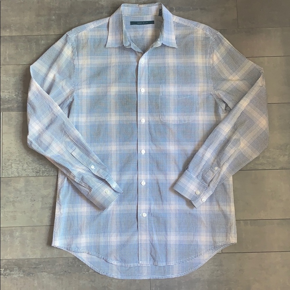 ⭐️Perry Ellis Button Down Shirt⭐️